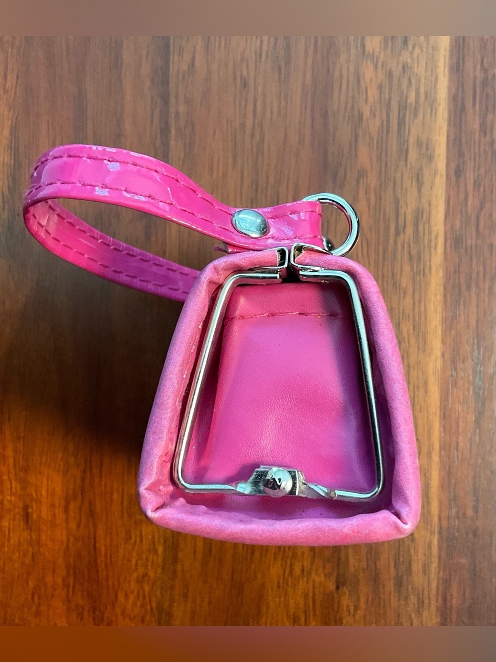 Disney Violetta Mini Lipstick or Coin Case - Picture 9 of 9